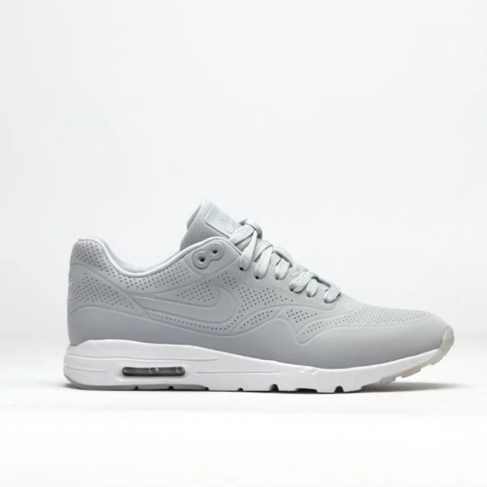 Nike Women's Wolf‎ Gray Air Max 1 Ultra Moire Athletic Sneaker Size 7